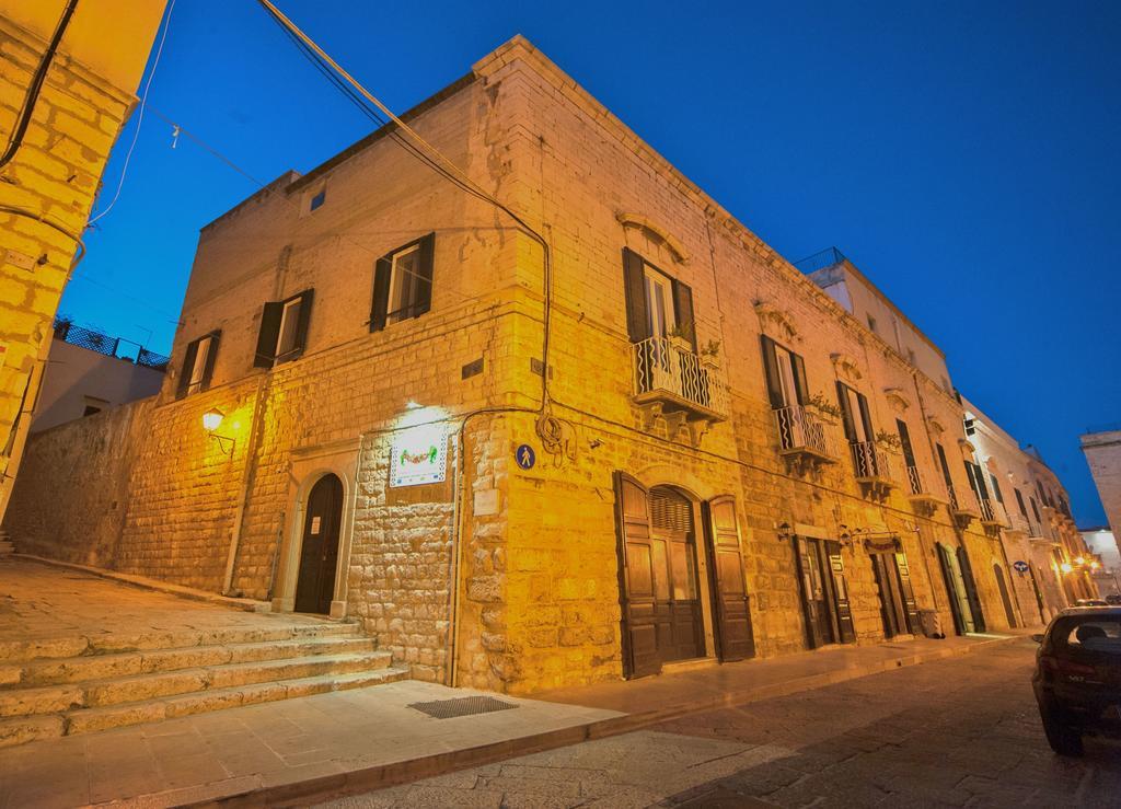Le Stanze Di Corteinfiore Trani Eksteriør billede
